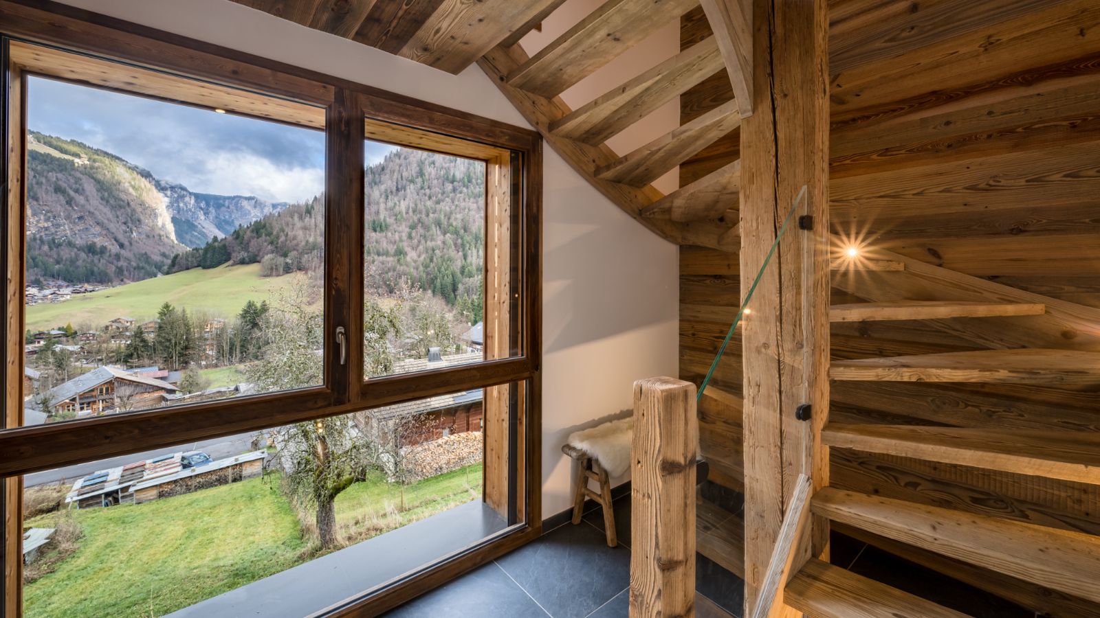 luxury-ski-chalets-morzine-chalet-joy-oxford-ski-stairs (1).jpg