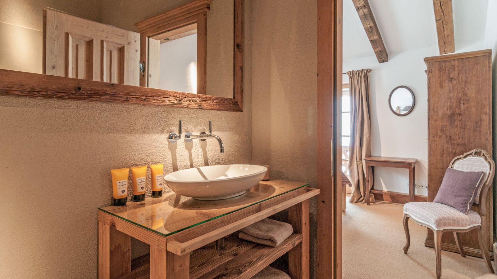 Luxury-Ski-Chalet-Kitzbuhel-Chalet-Aurach-Oxford-Ski-Bathroom2.jpeg