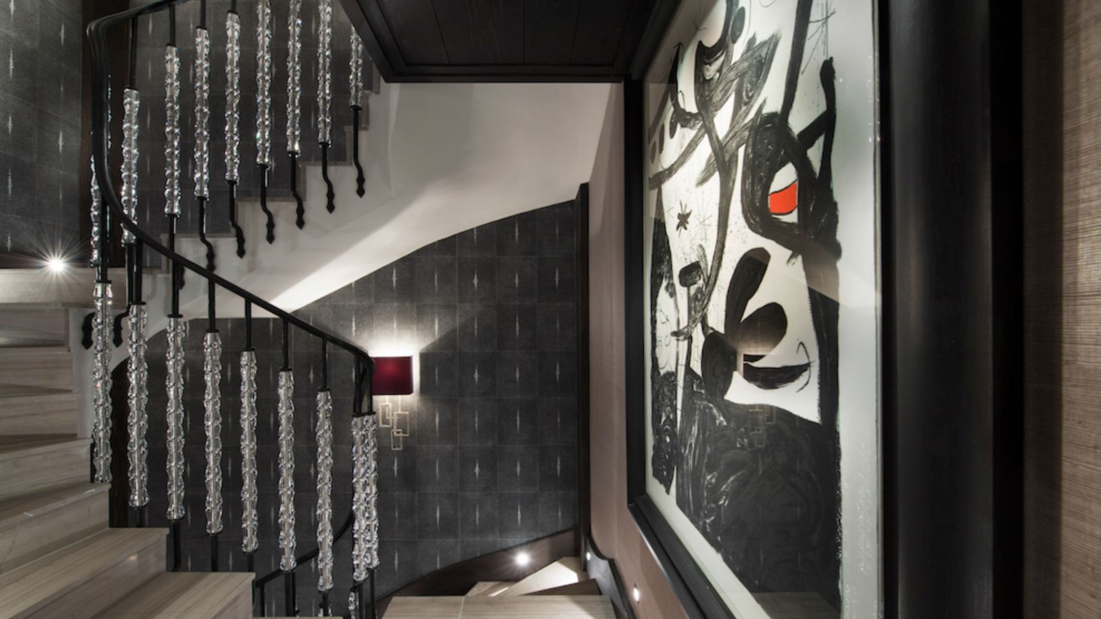 luxury-ski-chalets-courchevel-1850-coquelicot-oxford-ski-hallway (1).jpg