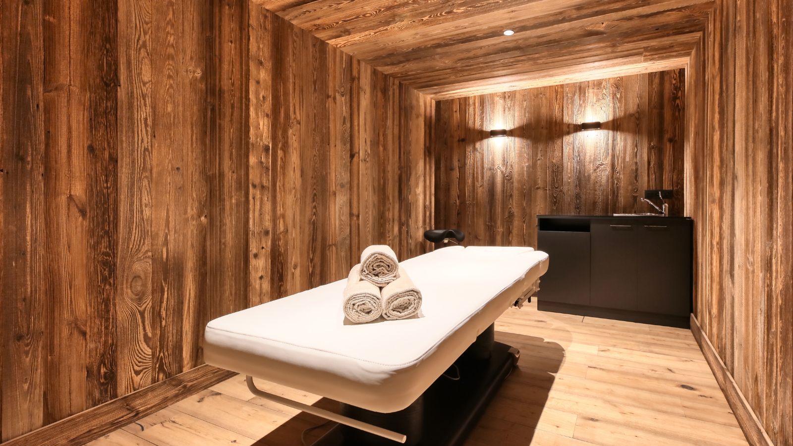 Luxury- ski- chalet- Meribel-Chalet Pistes d'Arbois-Massage room- Oxford Ski.jpg