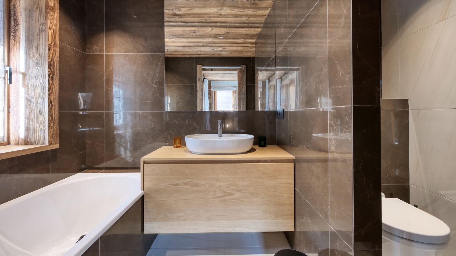 Luxury- ski- chalet- Meribel-Chalet Pistes d'Arbois-Bathroom 1- Oxford Ski.jpg