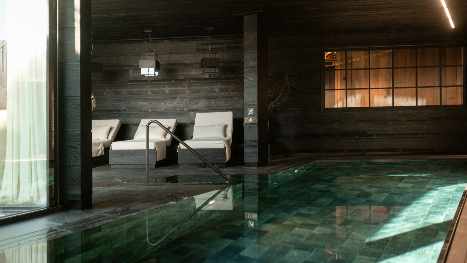 Luxury-Ski-Chalet-Lech-The-Barn-Oxford-Ski-Pool.jpg (1)