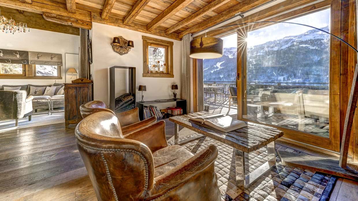 luxury-ski-chalet-meribel-chalet-amarena-oxford-ski-living (3).jpg