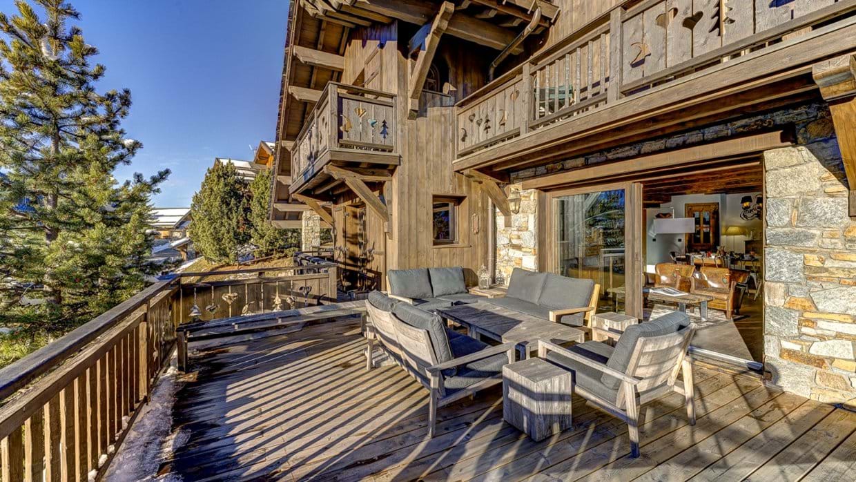 luxury-ski-chalet-meribel-chalet-amarena-oxford-ski-terrace (7).jpg