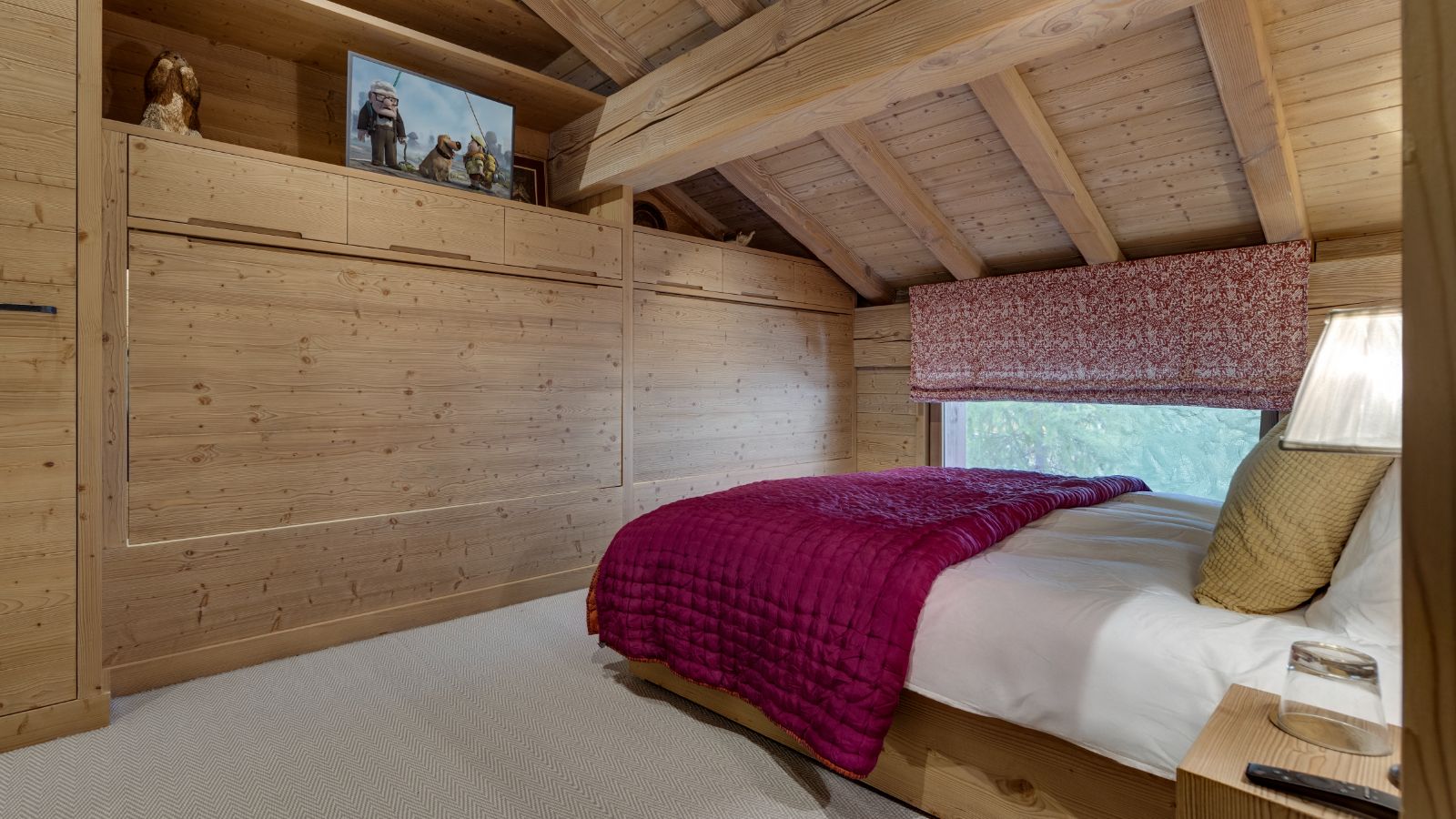 _DX32286 - Bed 6.jpg