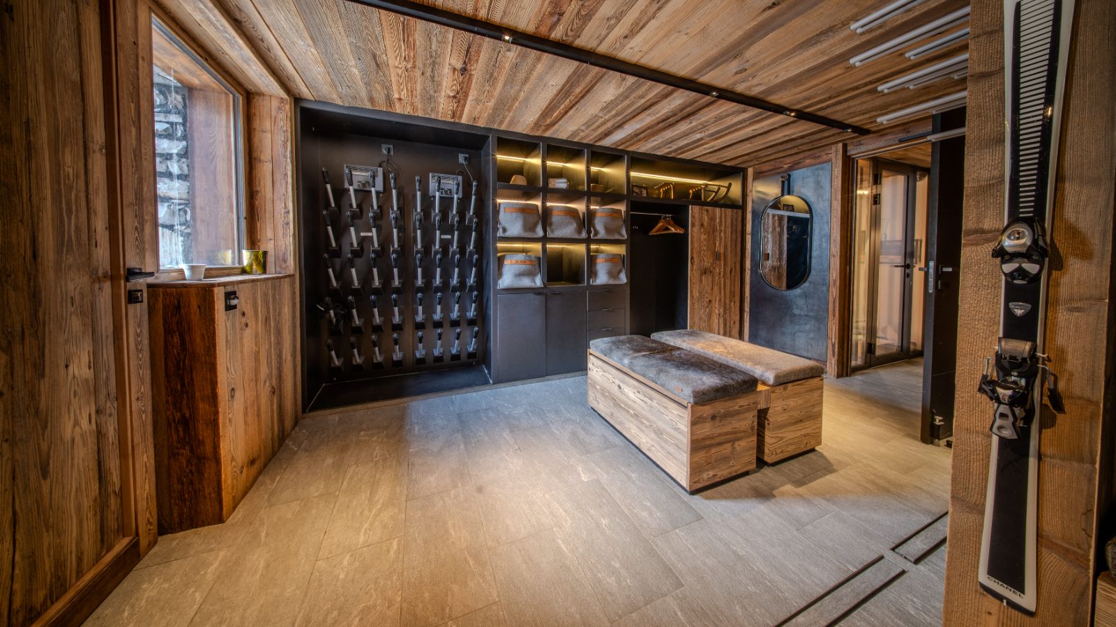 Luxury-Ski-Chalet-Val-d-Isere-Chalet-Orso-Oxford-Ski-Ski-Room.jpg