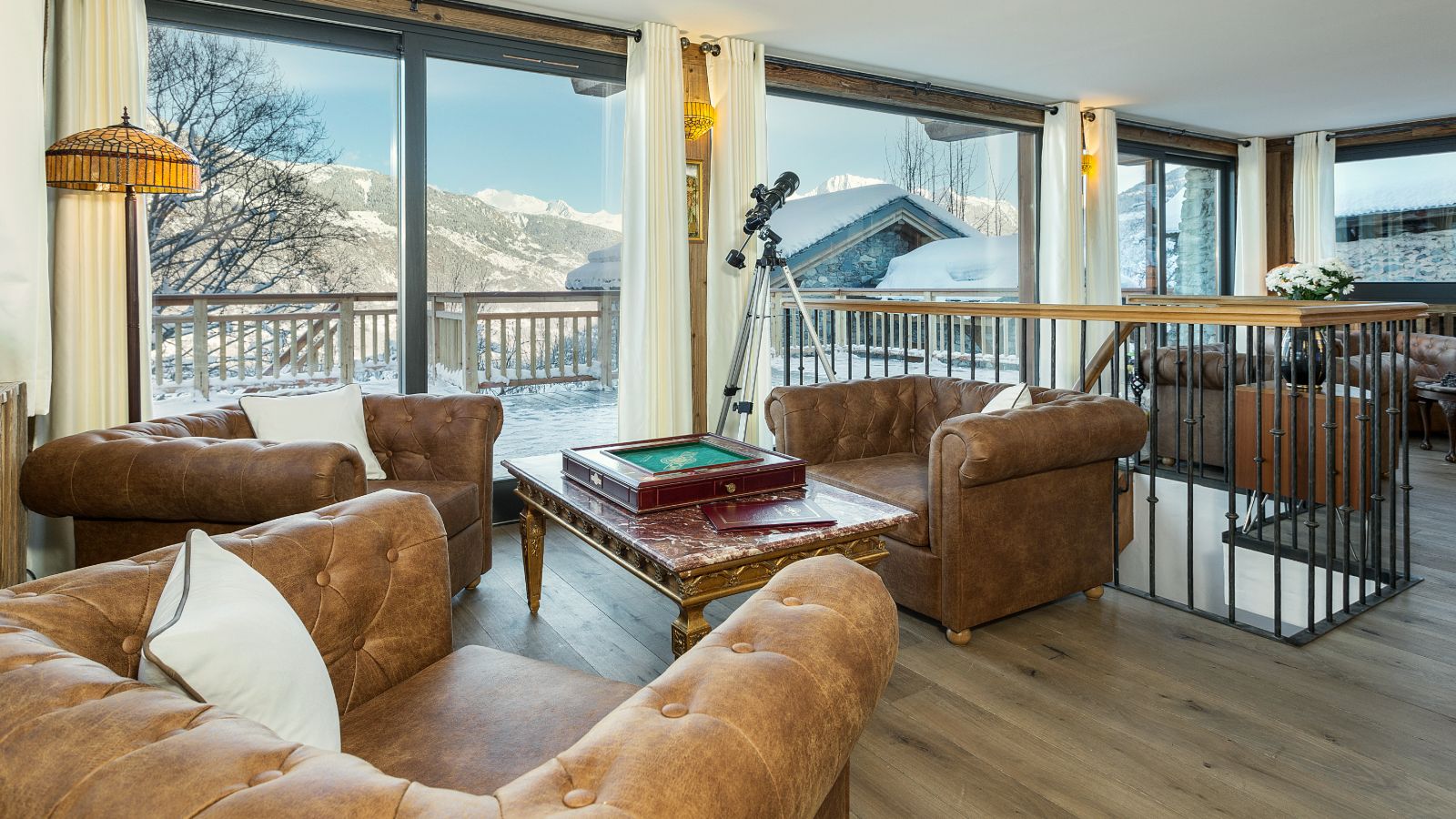 Luxury-Ski-Chalet-Meribel-Chalet-Iona-Oxford-Ski-Bedroom (27).jpg