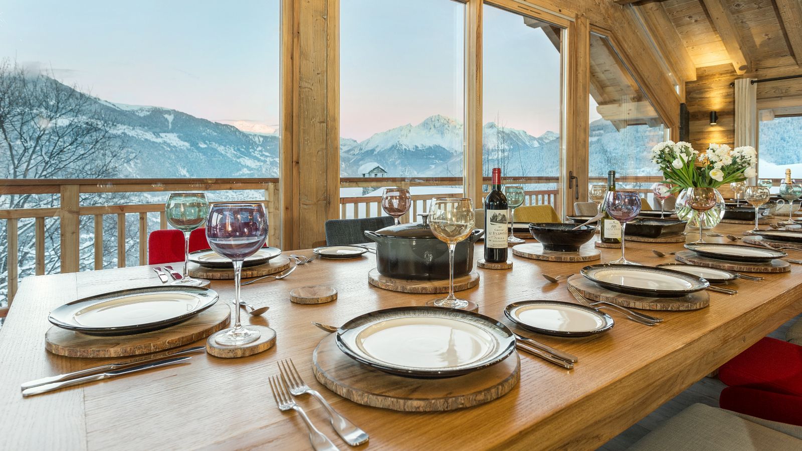 Luxury-Ski-Chalet-Meribel-Chalet-Iona-Oxford-Ski-Dining-View.jpg