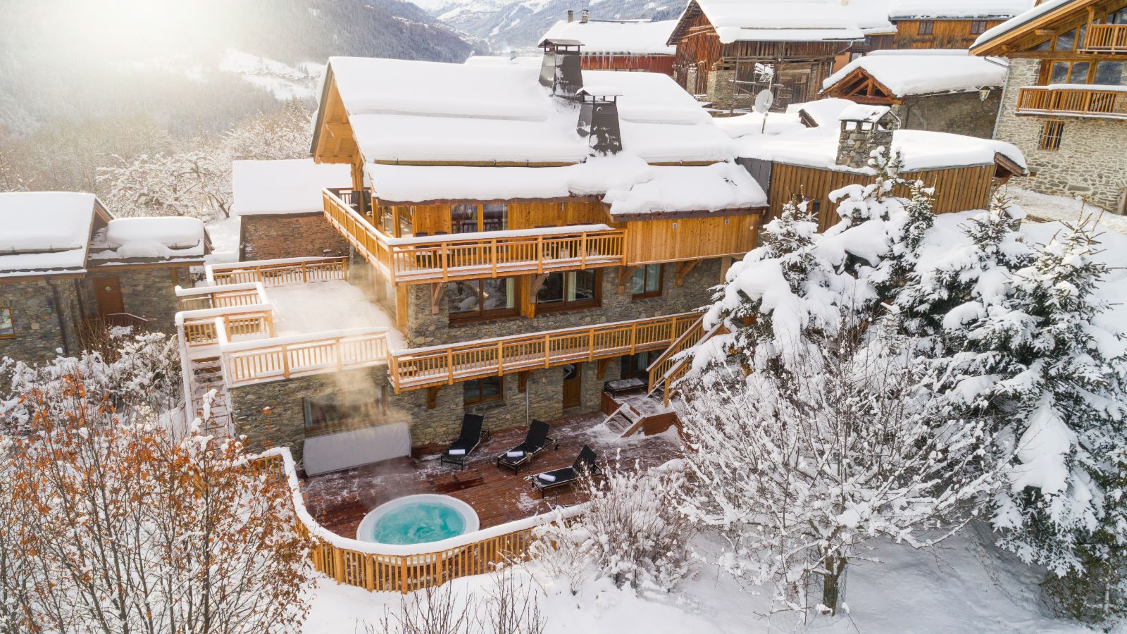 Luxury-Ski-Chalet-Meribel-Chalet-Iona-Oxford-Ski-Exterior.jpg