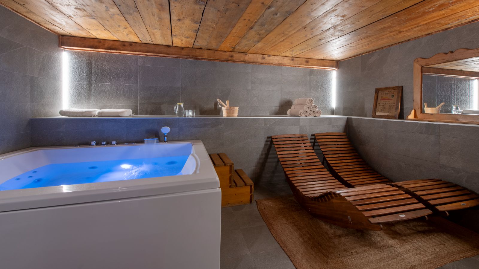 Chalet Doss-Jacuzzi.jpg