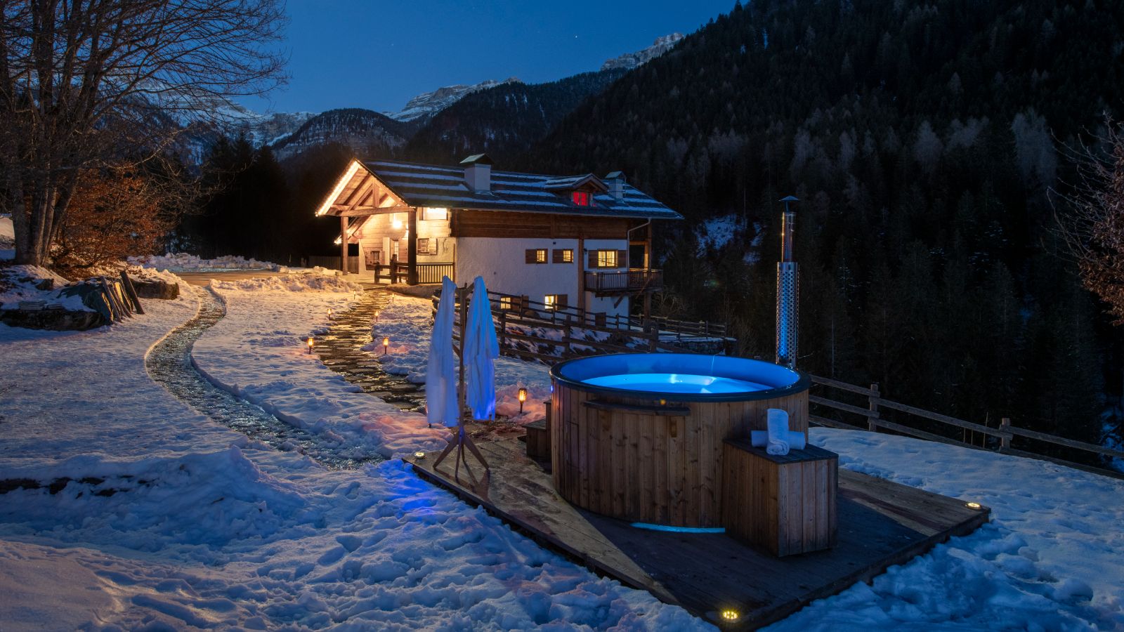 Chalet Doss-Lounge.jpg