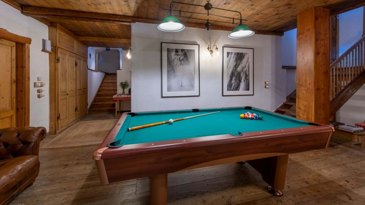 Chalet Doss-Pool 2.jpg