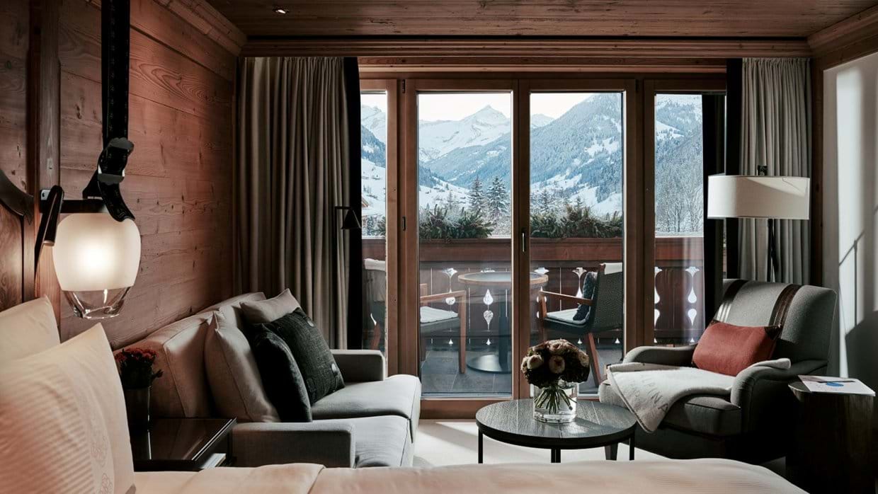 Luxury-Ski-Chalet-Gstaad-Alpina-Gstaad-Chalet-Suite-Oxford-Ski-Bedroom (2).jpg