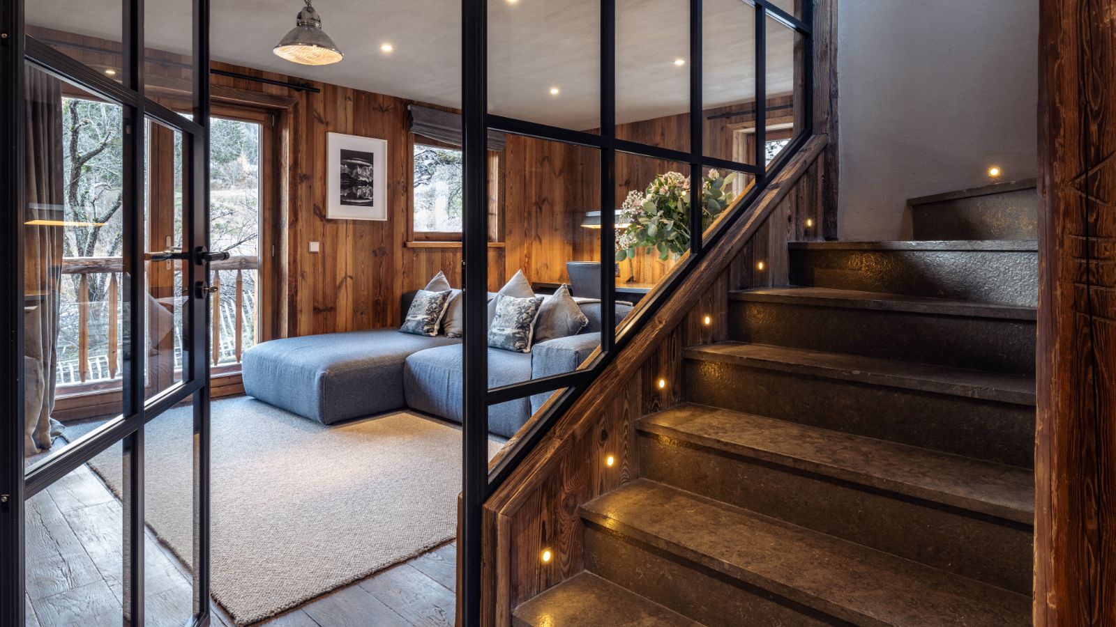 luxury-ski-chalets-courchevel-le-praz-dulcis casu-oxford-ski-cinema (1).jpg