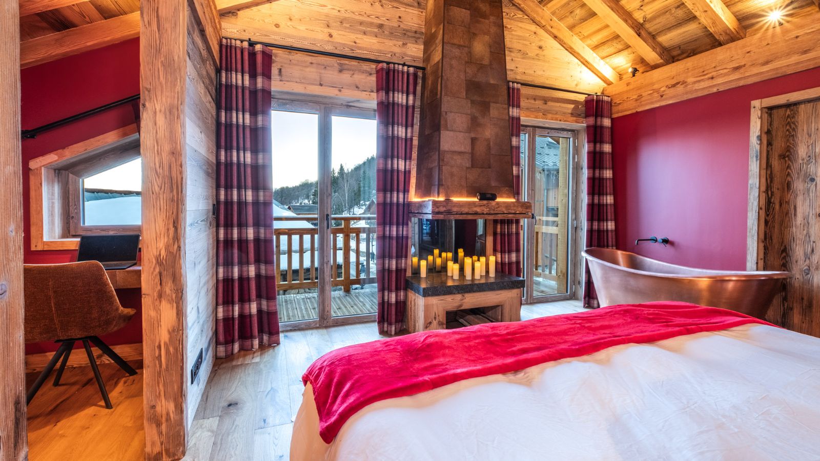 Luxury-Ski-Chalet-Meribel-Chalet-Kalinka-Oxford-Ski-Bedroom (6).JPG