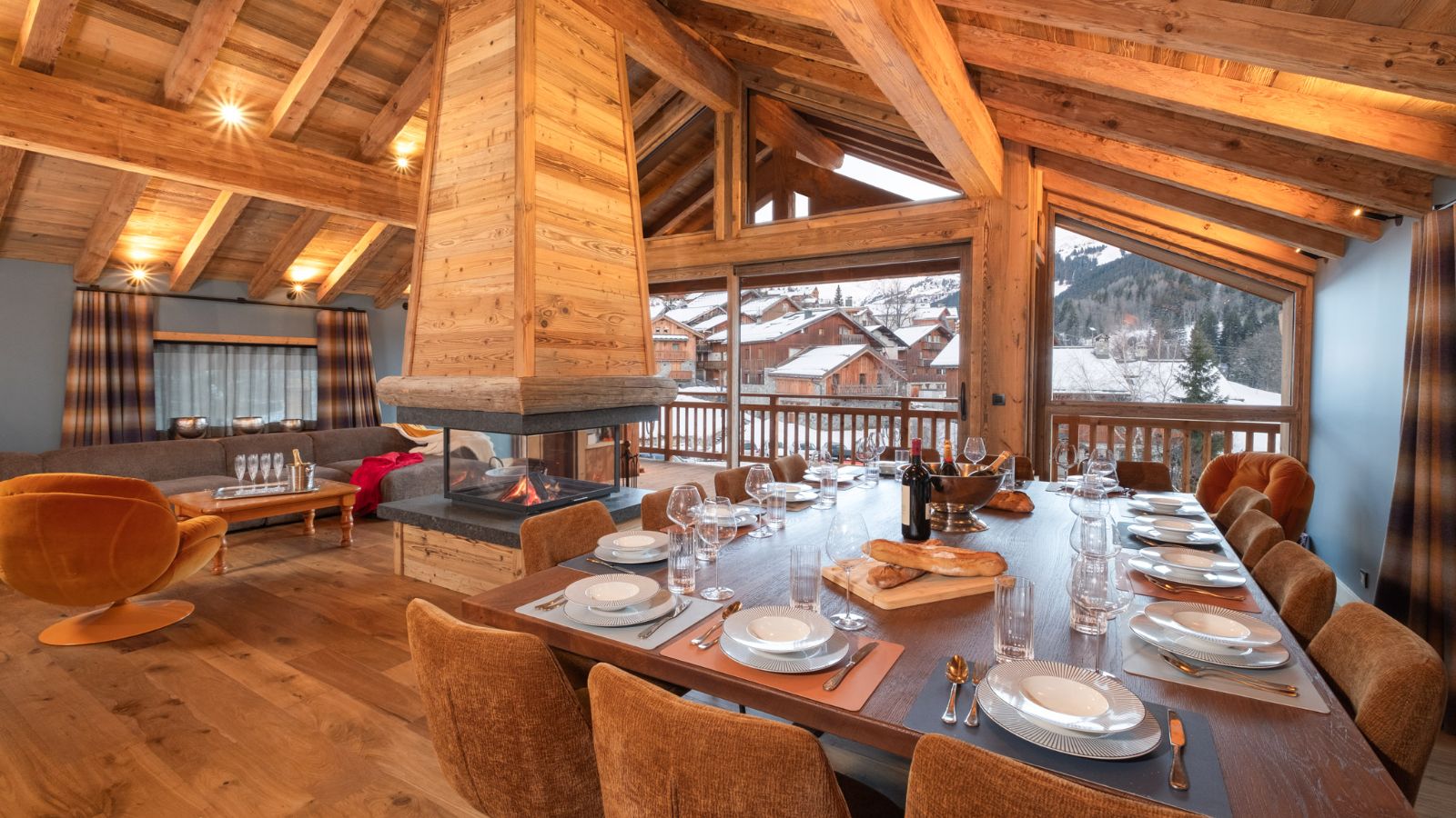 Luxury-Ski-Chalet-Meribel-Chalet-Kalinka-Oxford-Ski-Dining3.JPG