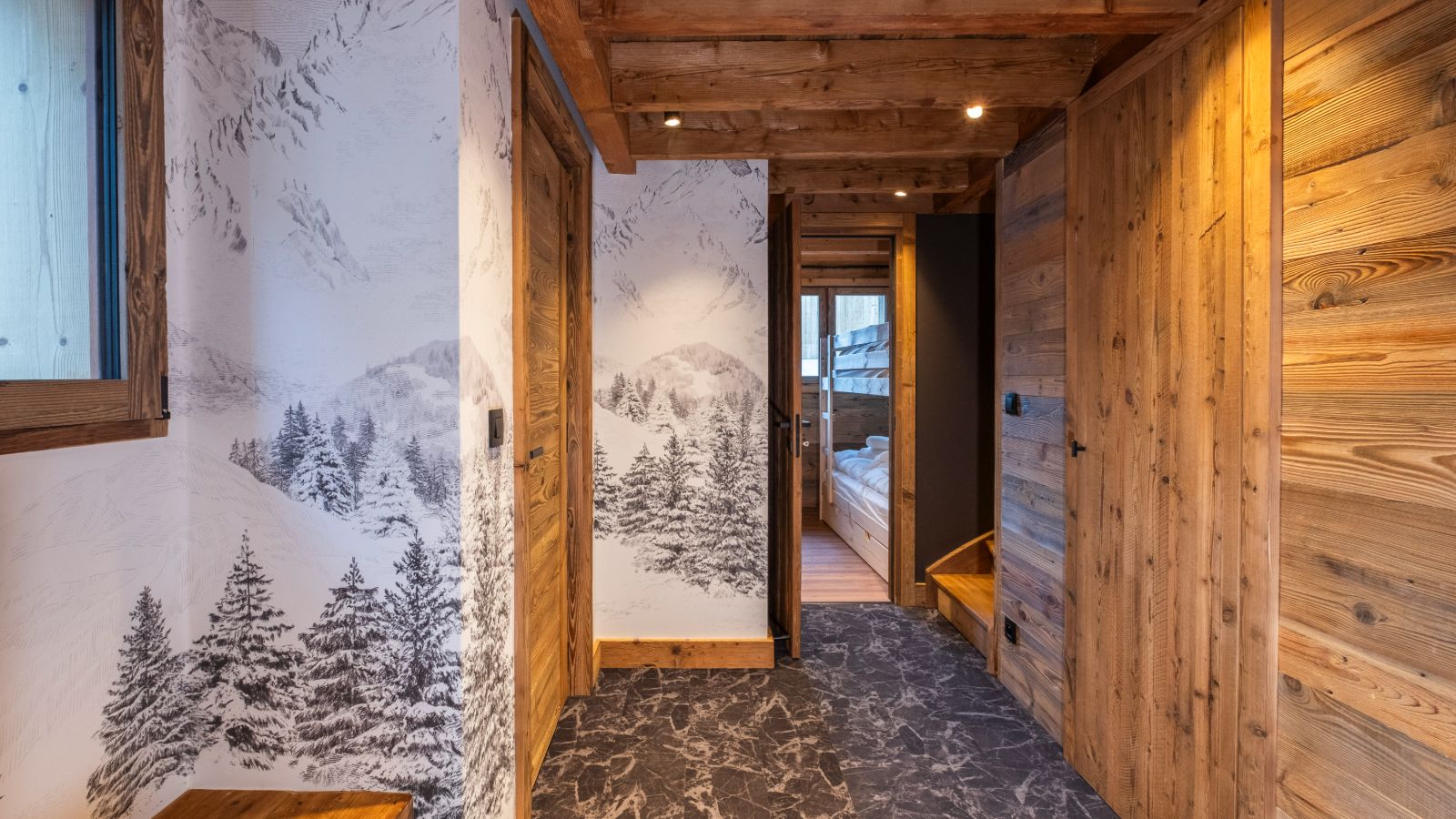 Luxury-Ski-Chalet-Meribel-Chalet-Kalinka-Oxford-Ski-Annex (4).JPG
