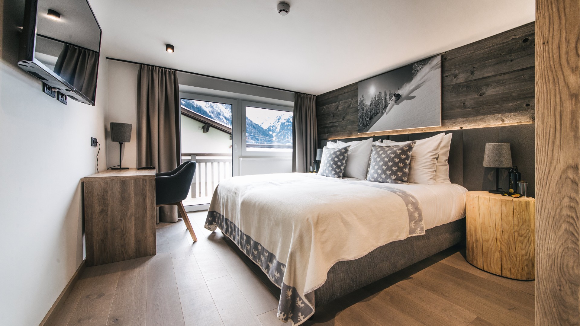 luxury_ski_chalet_st_anton_chalet_47_oxford_company (7).jpg