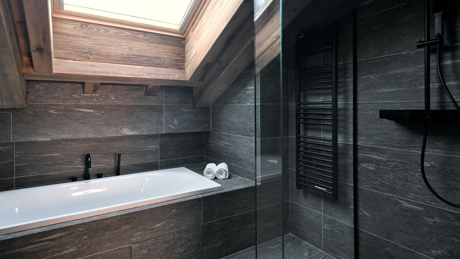 luxury-ski-chalets-meribel-black-peak-oxford-ski-bathroon (2).jpg