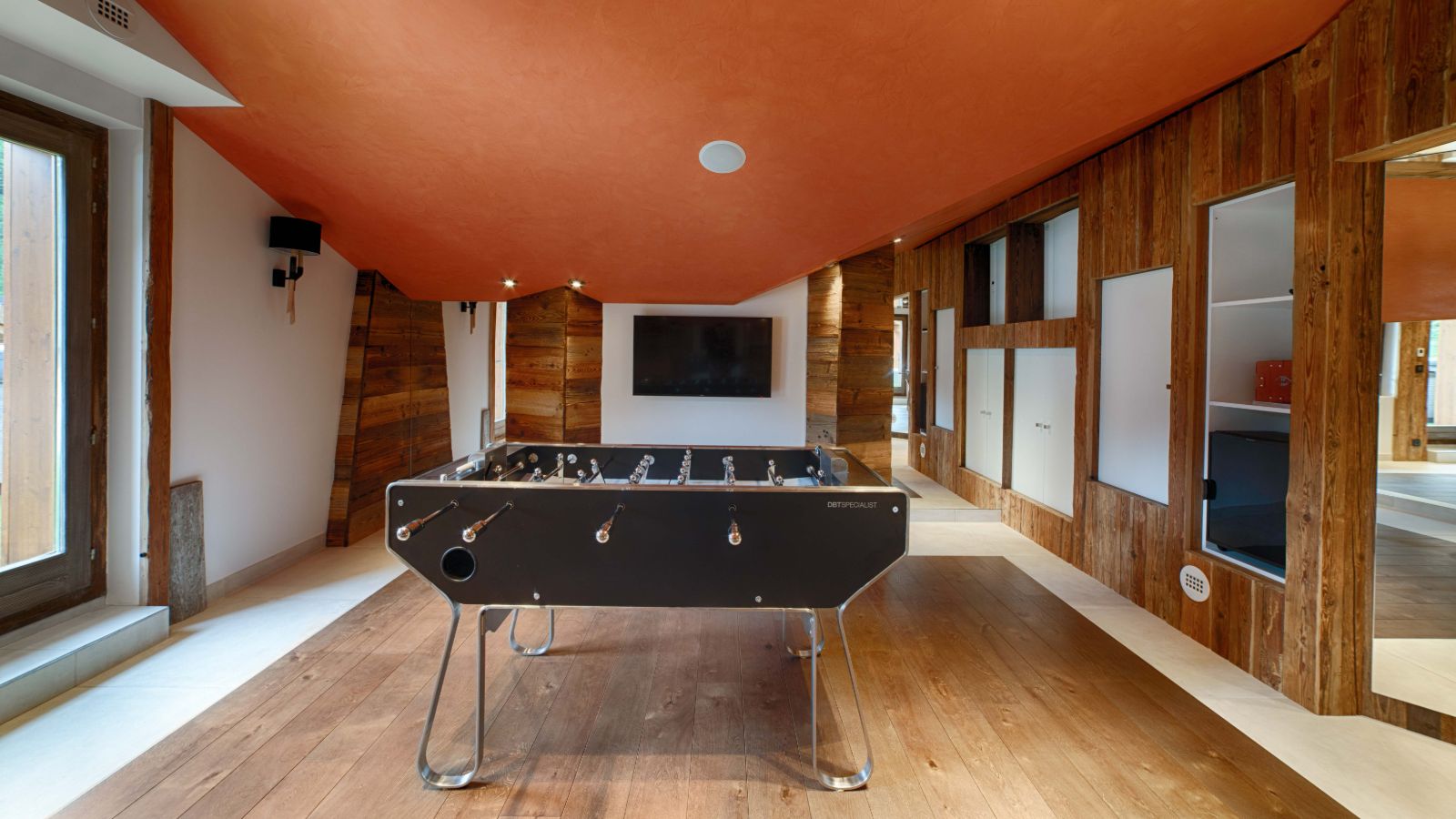 Luxuy-Ski-Chalet-Tignes-Cap-Crystal-Lodge-Oxford-Ski-Games-Room.jpg