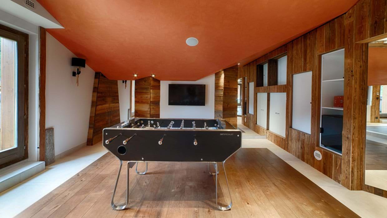 Luxuy-Ski-Chalet-Tignes-Cap-Crystal-Lodge-Oxford-Ski-Games-Room.jpg