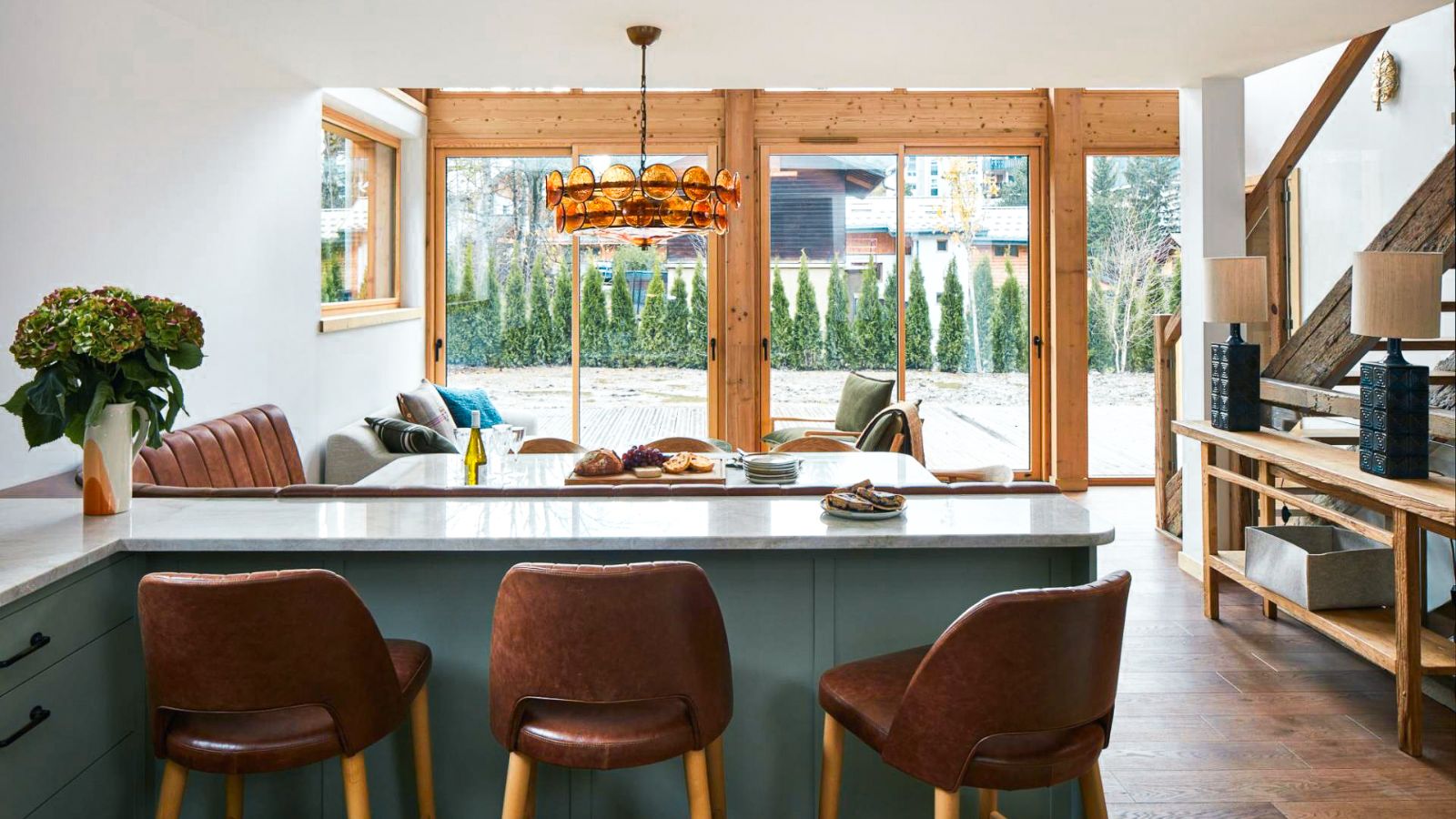 luxury-ski-chalets-chamonix-chalet-pogo-oxford-ski (21).jpg