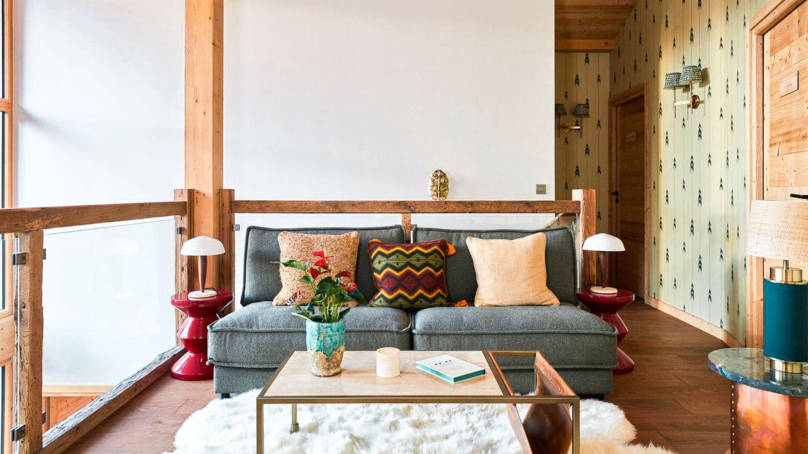 luxury-ski-chalets-chamonix-chalet-pogo-oxford-ski-mezzanine (1).jpg