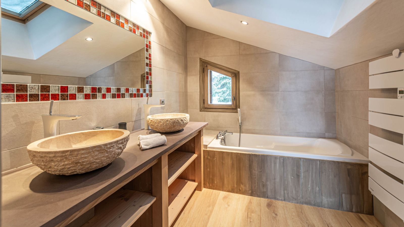 Luxury-Ski-Chalet-Courchevel-1850-Chalet-Jade-Oxford-Ski-Bathroom2.jpg