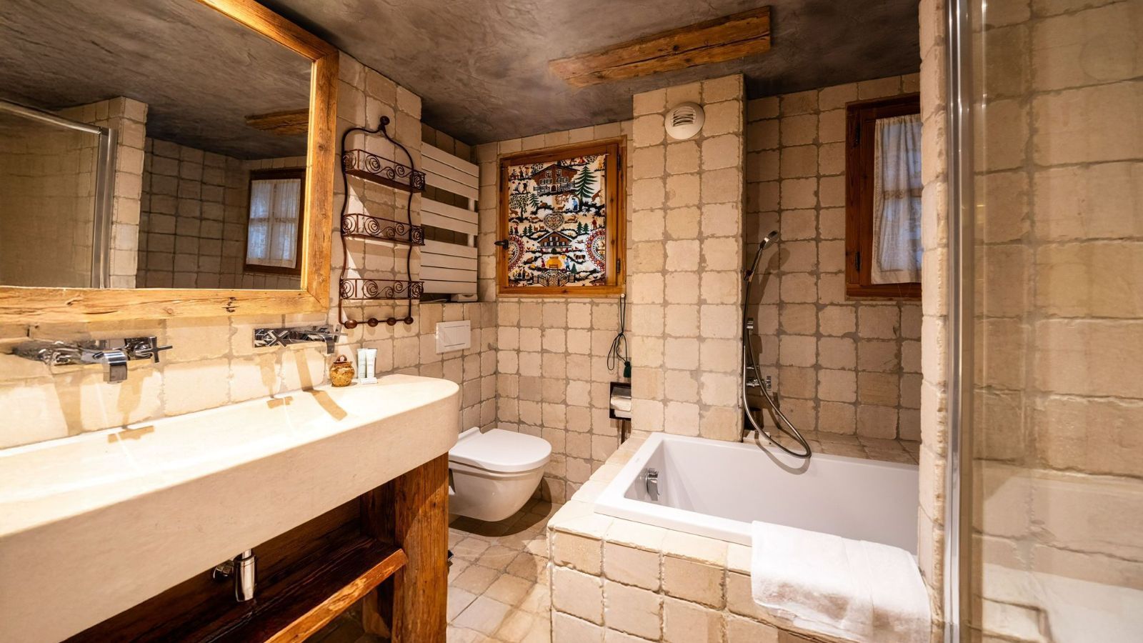 luxury-ski-chalet-courchevel-chalet-k2-oxford-ski-bathroom2.jpg