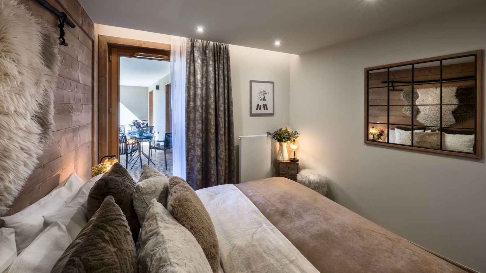 luxury-ski-chalet-les gets-apartment-artois-oxford-ski -bedroom 6.jpg