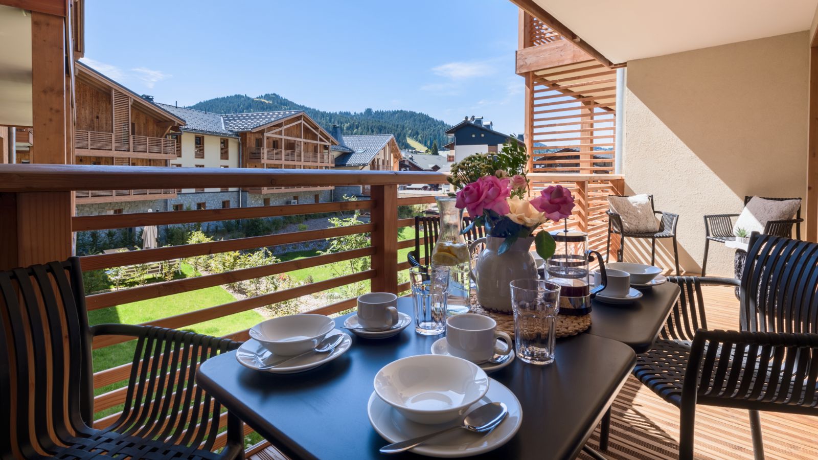 luxury-ski-chalet-les gets-apartment-artois-oxford-ski-balcony.jpg