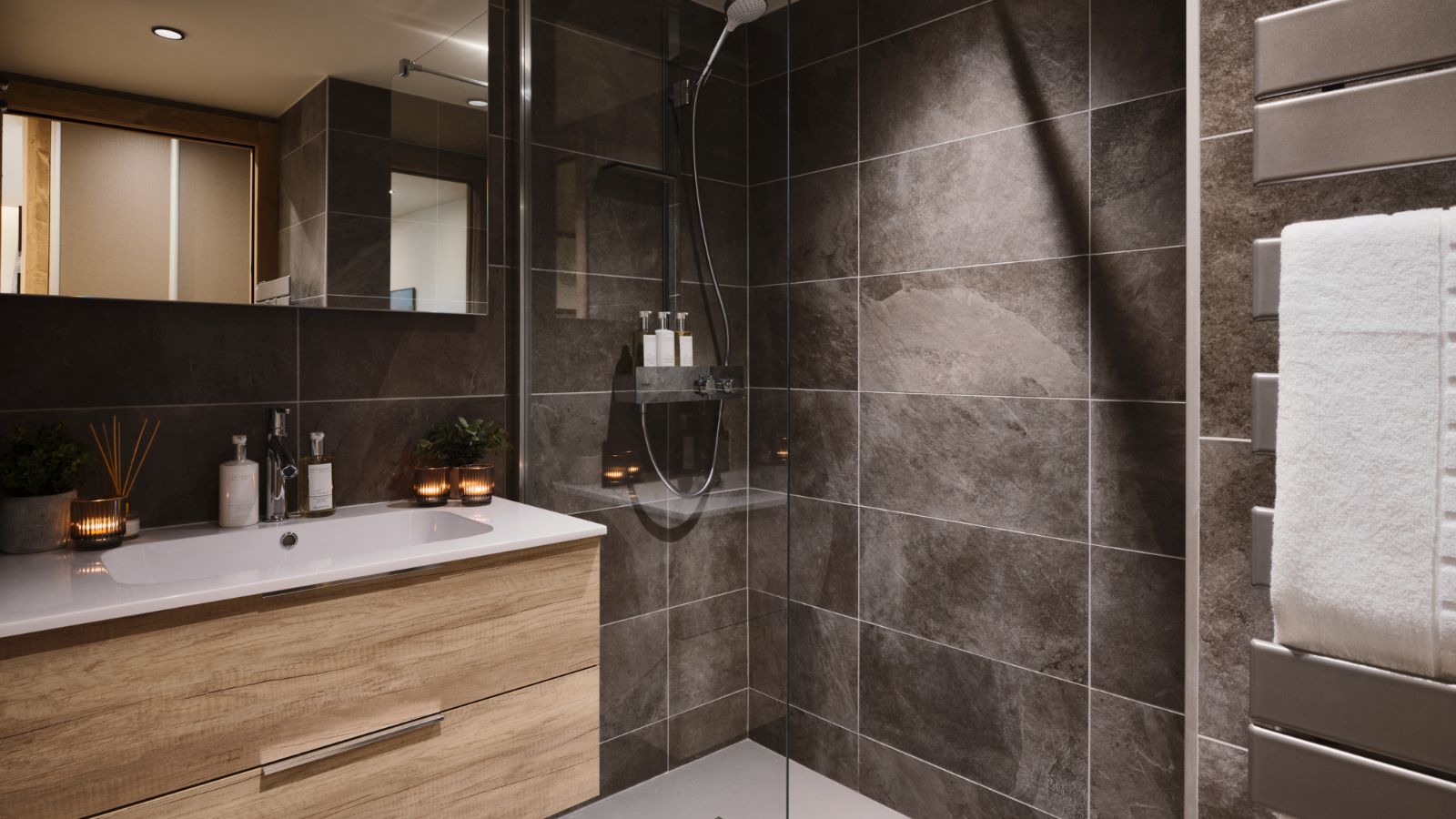 luxury-ski-chalet-les gets-apartment-artois-oxford-ski-bathroom.jpg