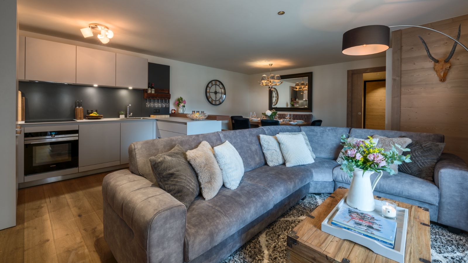 luxury-ski-chalet-les gets-apartment-artois-oxford-ski-sitting room.jpg