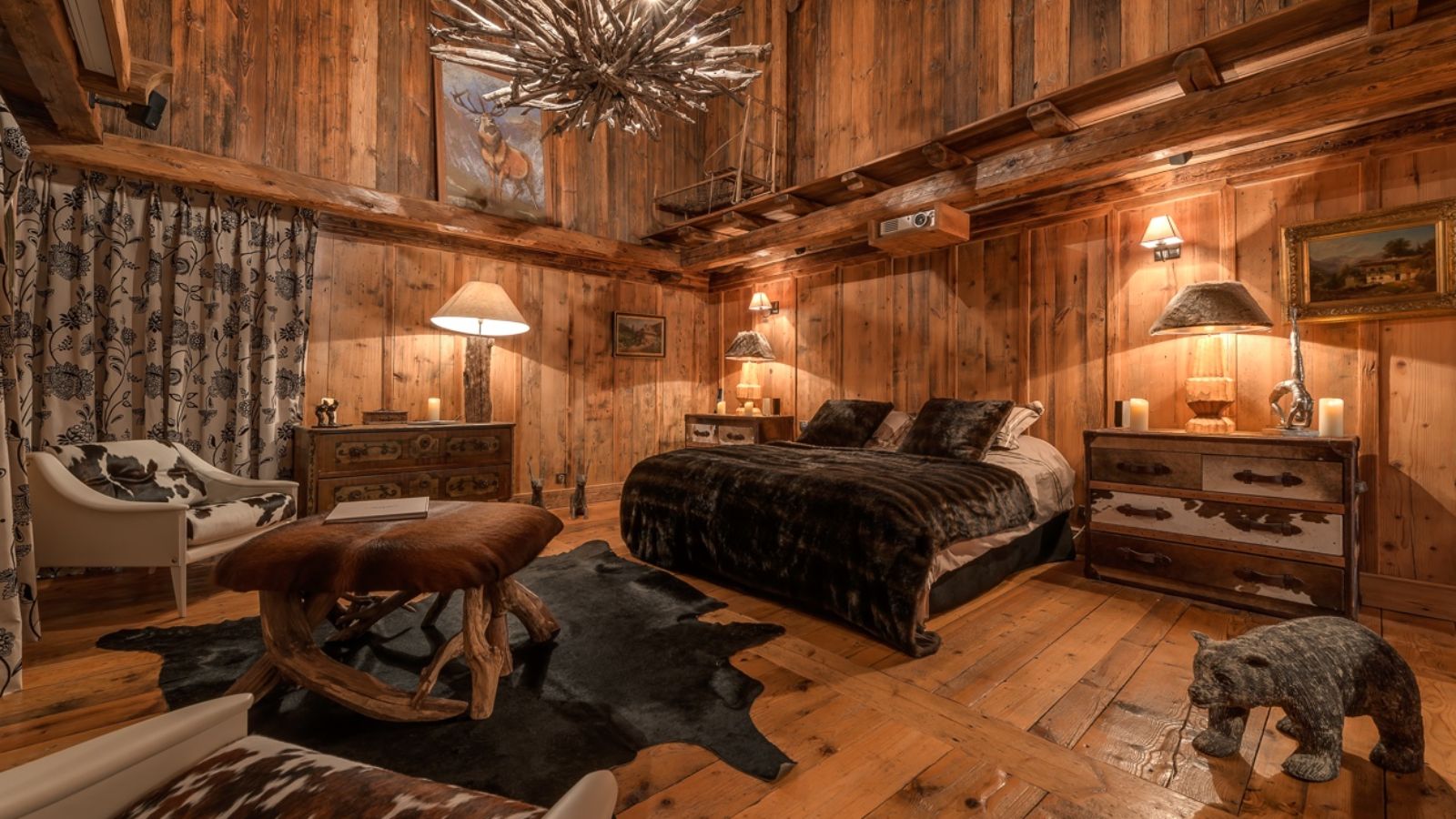 luxury-ski-chalets-val-disere-le-rocher-oxford-ski -bedroom (1).jpg