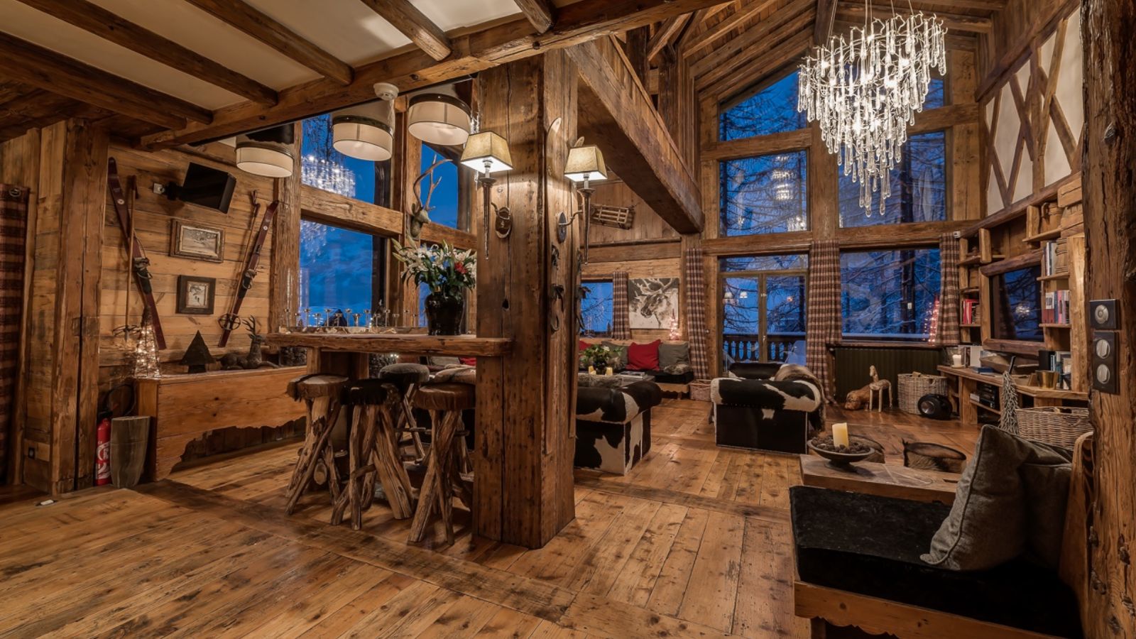 luxury-ski-chalets-val-disere-le-rocher-oxford-ski-dining.jpg