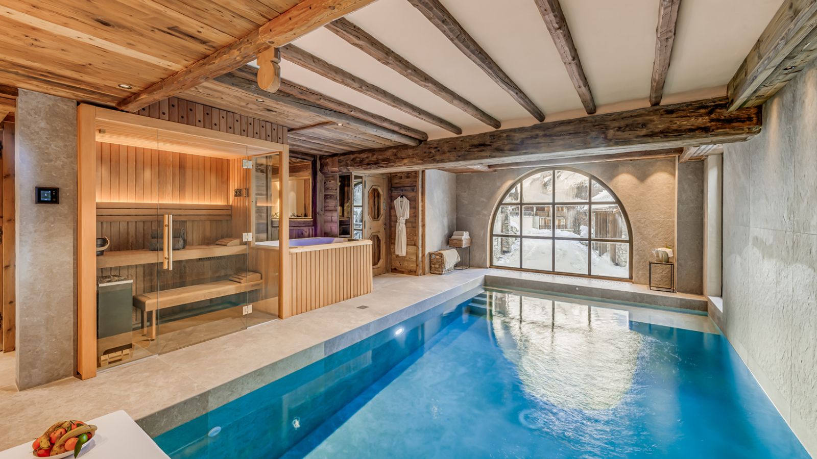 luxury-ski-chalets-val-disere-le-rocher-oxford-ski-spa (10).jpg