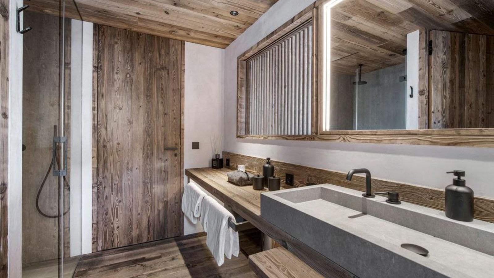Luxury-Ski-Chalet-St-Martin-De-Belleville-Chalet-Eden-Oxford-Ski-Bathroom2.jpg