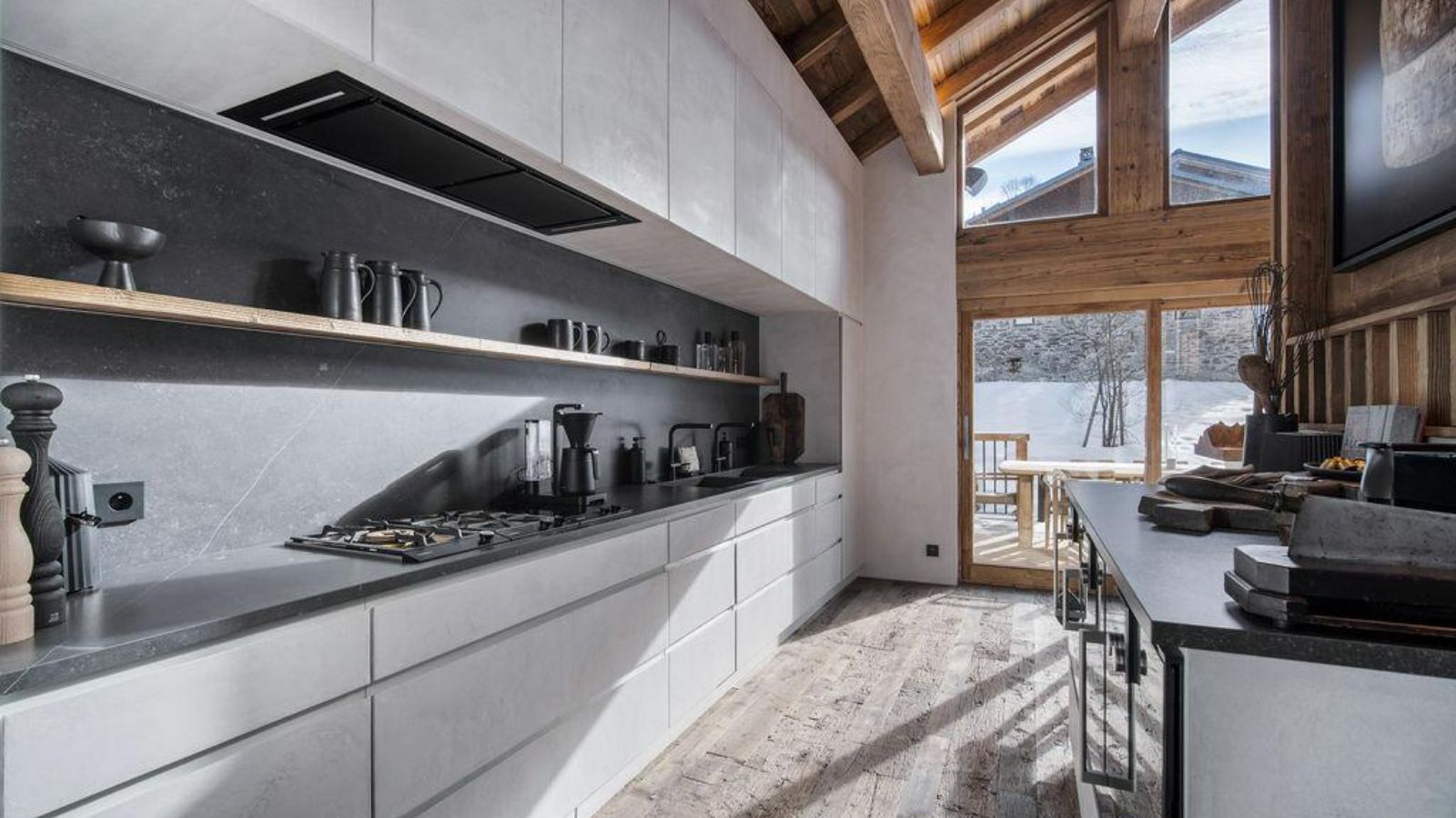 Luxury-Ski-Chalet-St-Martin-De-Belleville-Chalet-Eden-Oxford-Ski-Kitchen.jpg