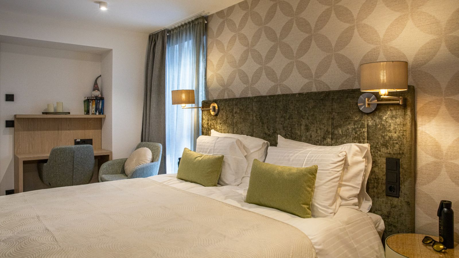 luxury-ski-chalet-st-anton-frieda-oxford-ski (4).jpg