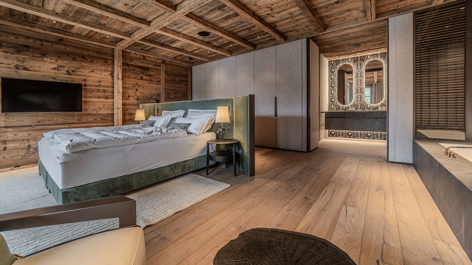 Chalet Bellaria-Bedroom 2- Luxury Ski Chalet- Oxford Ski.jpg