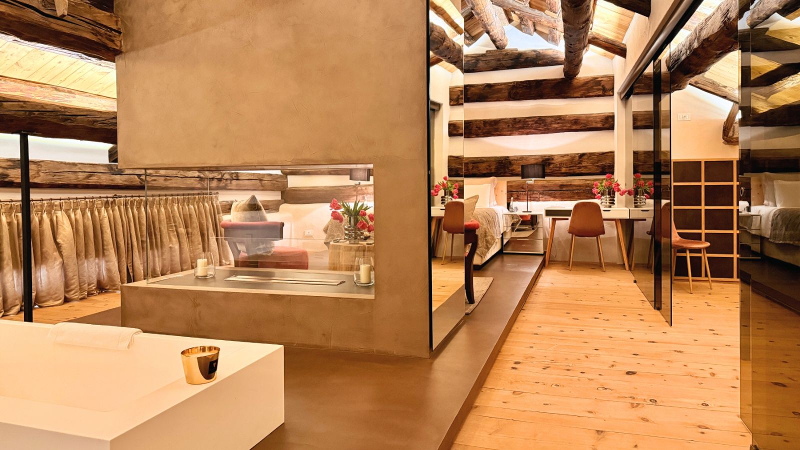 luxury-ski-chalet-st-moritz-chesa-laret-oxford-ski-bedroom7 (2).jpg