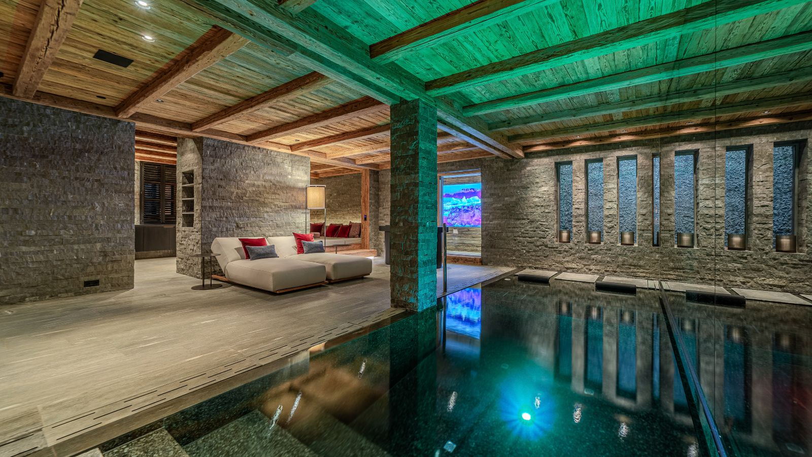 Montana Estate-Lower Chalet- Spa 2-Luxury Ski Chalet- Oxford Ski.jpg