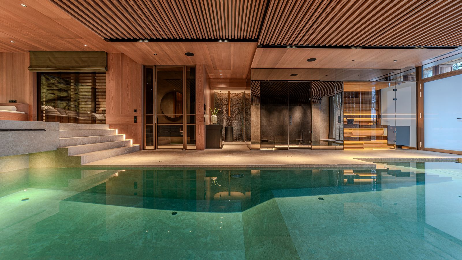 Montana Estate-Upper Chalet- Spa 1 -Luxury Ski Chalet- Oxford Ski.jpg