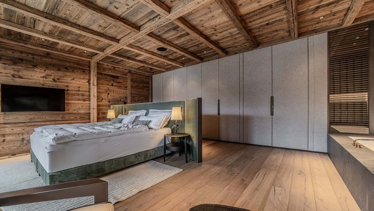 Montana Estate- Upper Chalet- Master Bedroom 2-Luxury Ski Chalet- Oxford Ski.jpg