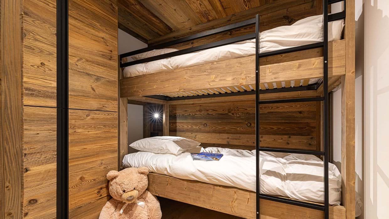 Luxury-Ski-Chalet-St-Gervais-Chalet-Le-Dome-Oxford-Ski-Bunk-Bedroom.jpg