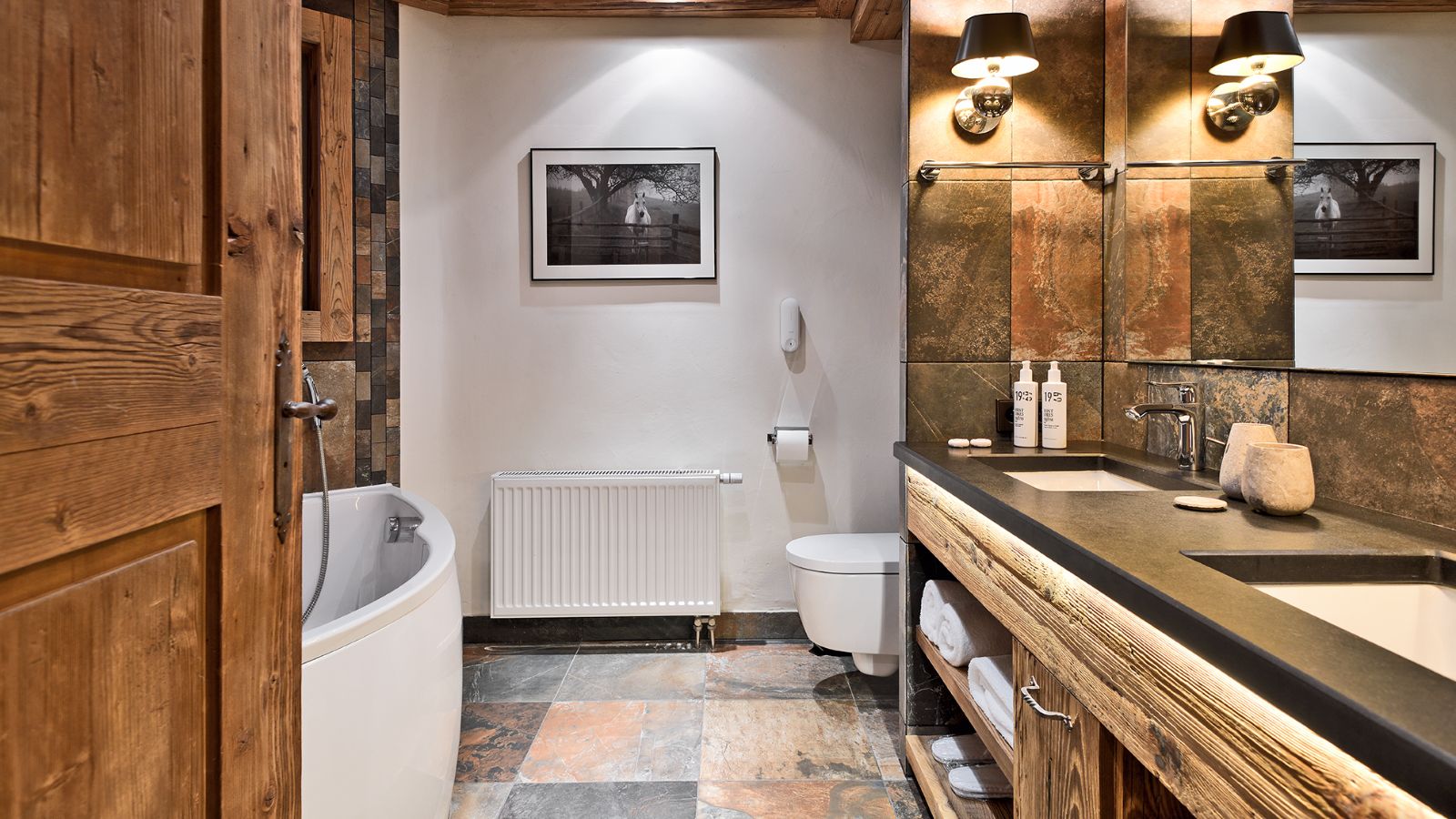 Luxury-Ski-Chalet-Courchevel-1650-Labaobou-Oxford-Ski-Bathroom2.jpg