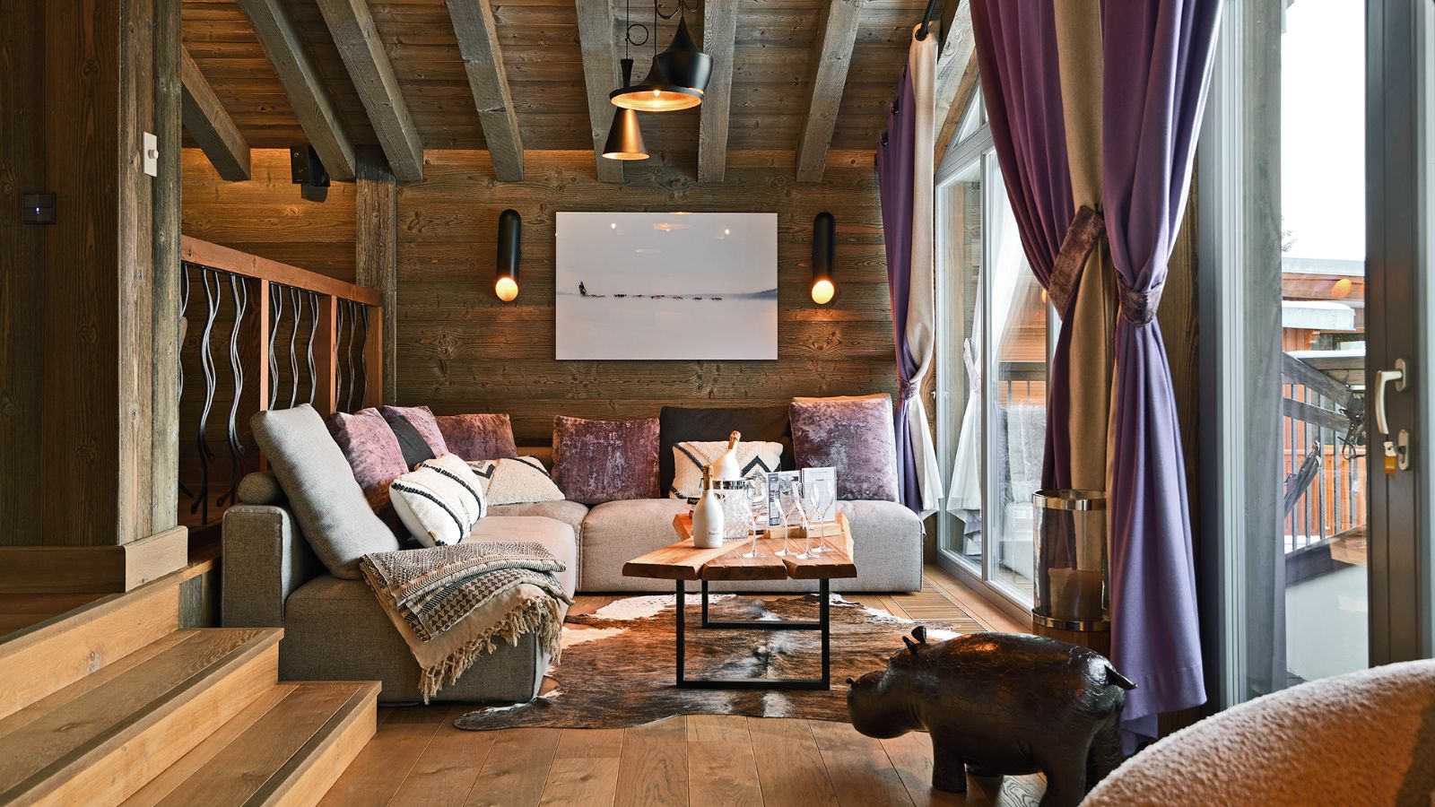 Luxury-Ski-Chalet-Courchevel-1650-Labaobou-Oxford-Ski-Snug.jpg