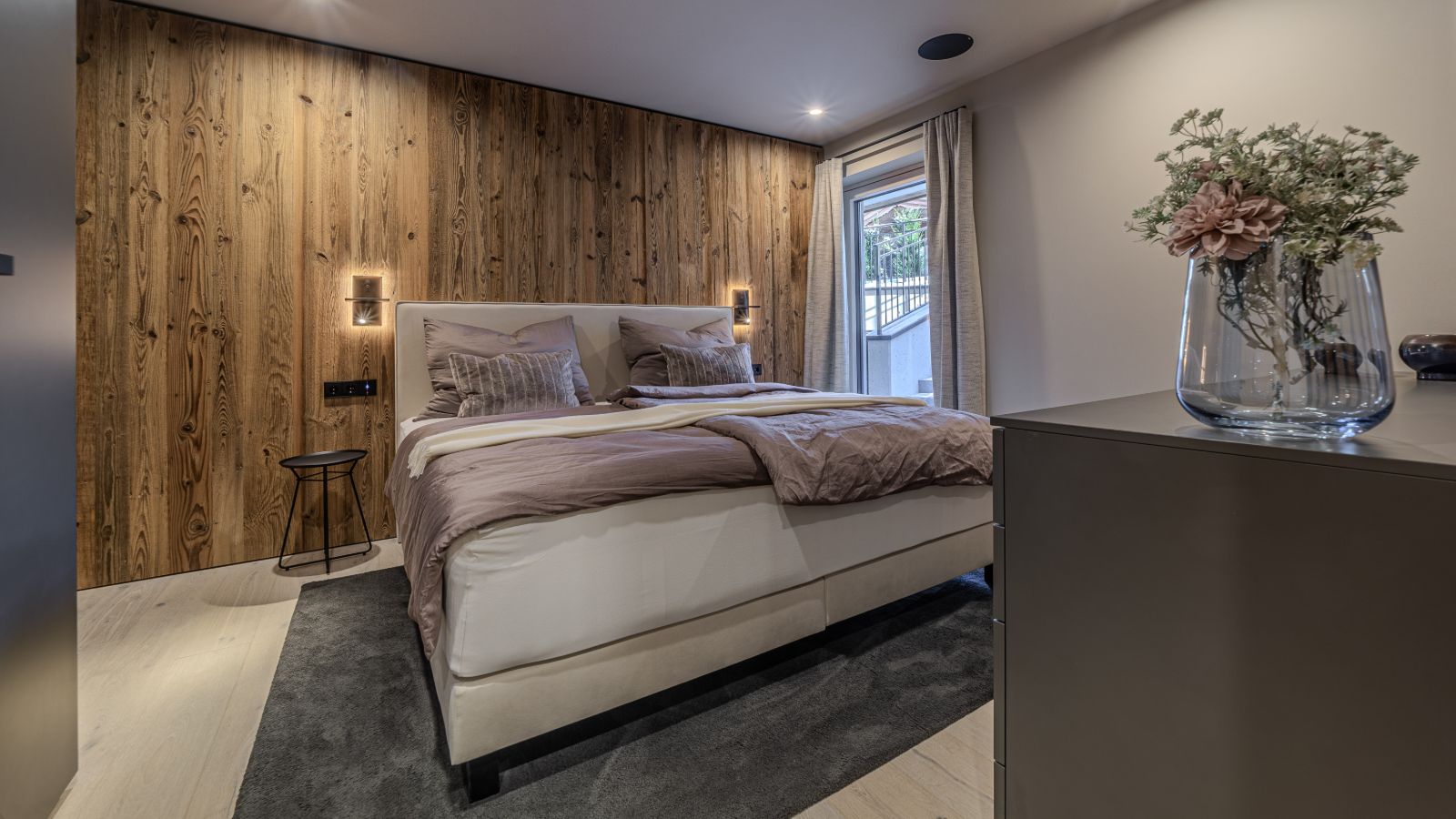 Chalet Hahnenkamm-Bedroom 4- Luxury Ski Chalets- Oxford Ski.jpg