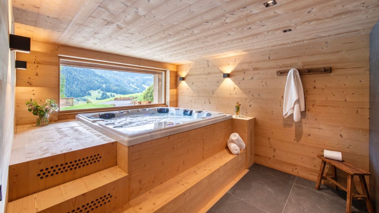 Luxury-Ski-Chalet-Megeve-Chalet-Taiga-Oxford-Ski-Hot-Tub.jpg