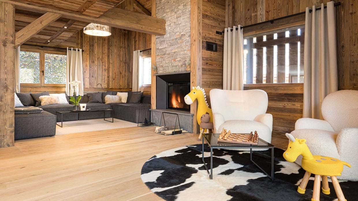 Luxury-Ski-Chalet-St-Gervais-Chalet-Le-Dome-Oxford-Ski-Lounge (4).jpg